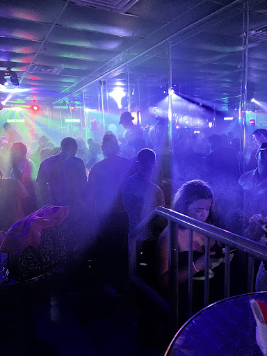 Santana's Sports Bar