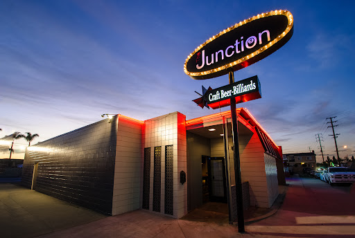 The Junction Bar