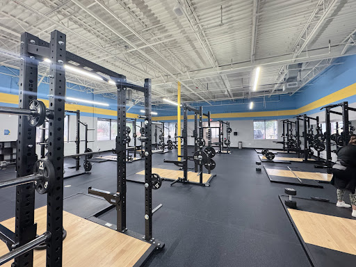 TruFit Athletic Clubs - E. Exp 83