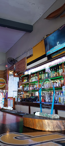 La Cava De Julito's Sport Bar