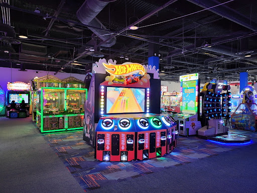 Round1 Bowling & Arcade - Puente Hills Mall
