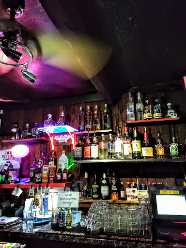 Deane's Bar and Thrill