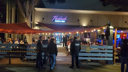 Flashbackz Lounge & Grill