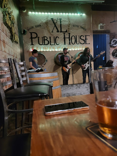 XL Public House