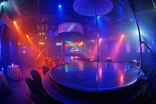 EDEN NUDE CABARET