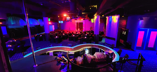 Deja Vu Showgirls - Chicago Strip Club