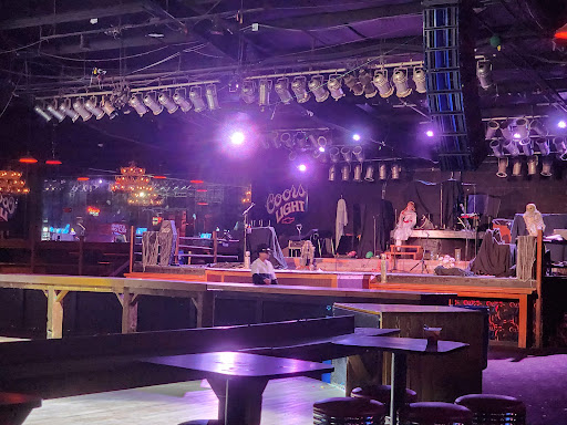 Cowboys Red River | Dancehall & Saloon