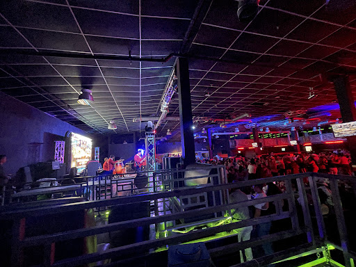 Leonardos De Huntington Park