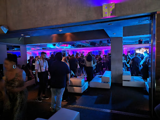 Elevate Lounge
